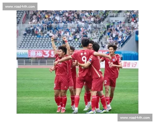 支付宝冠名苏超徐州队 17 岁新星灵动破门登顶五佳球榜首