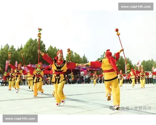 平地生花！90 后非遗传承人舞花棍，棍起瞬间绽放千年技艺