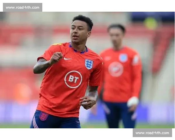 镜报：曼联被迫降价抛售马拉西亚，转会市场遇冷成烫手山芋