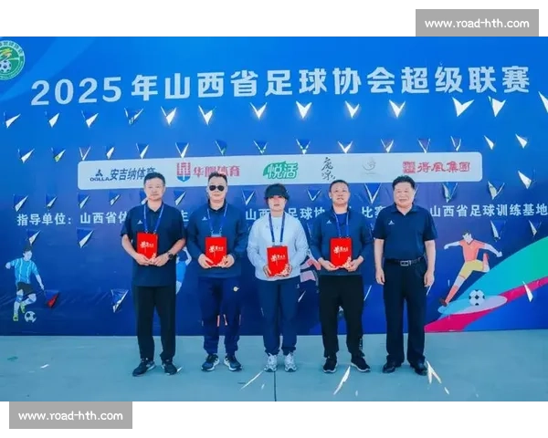 太原理工大学勇夺 2025 全国大学生足球联赛季军