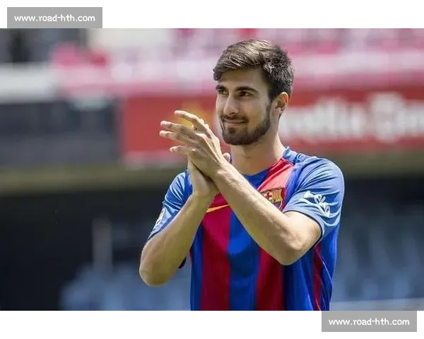 巴萨出售 18 岁中场暗藏玄机：保留分成与回购权锁定未来收益