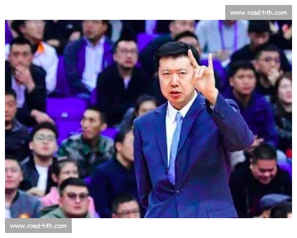 泪目！六冠王 C 宝退役后首谈复出：“我还没准备好说再见”