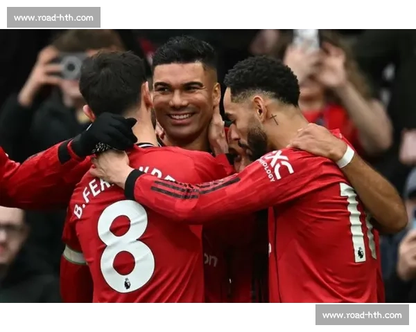 卡塞米罗铁心留曼联剑指 2026 世界杯:安帅力挺 + 英超淬炼铸就中场磐石 卡塞米罗铁心留曼联剑指 2026 世界杯:安帅力挺 + 英超淬炼铸就中场磐石